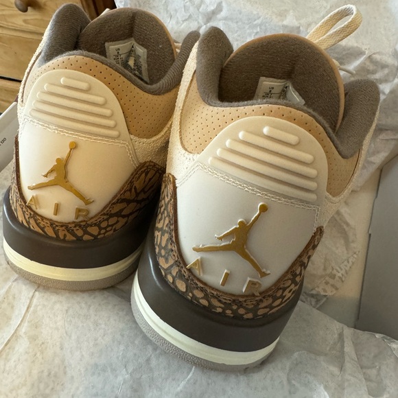 Nike Air Jordan 3 Retro SE Beige/Brown Sneakers light orewood brown - Picture 3 of 7